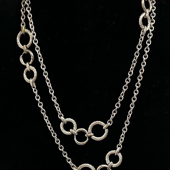 Silver toned chain - Picture 3 of 4